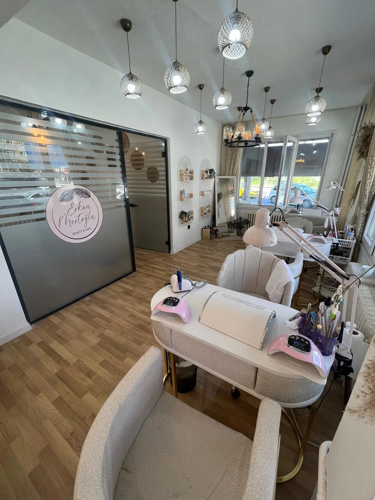 Vibely Beauty galeri 1