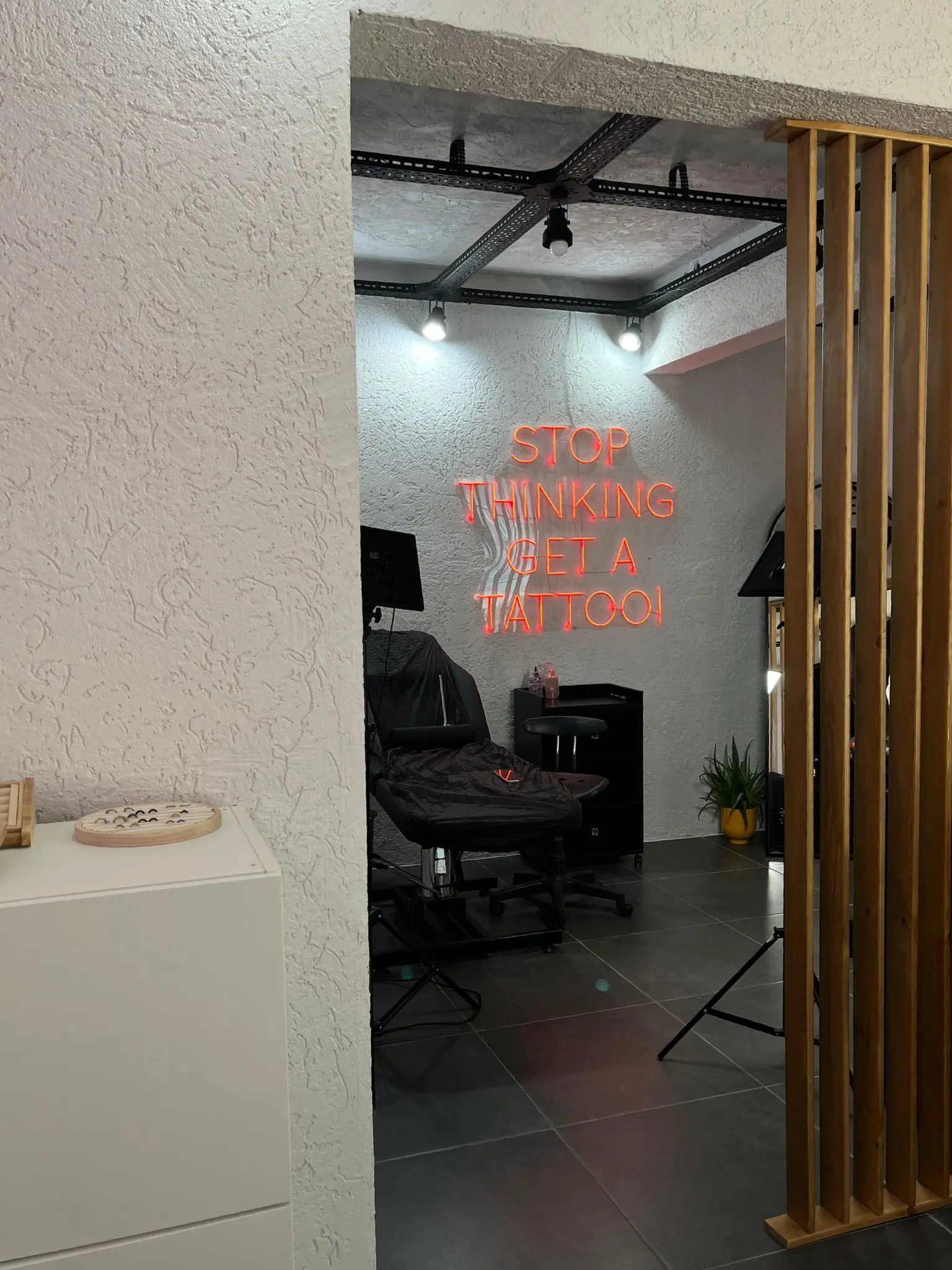 Que Tattoo Piercing Gallery galeri 3